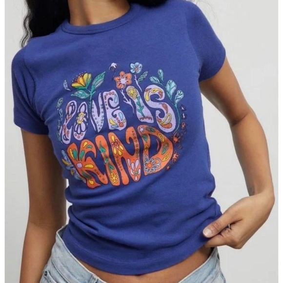 URBAN OUTFITTERS SMALL CROPPED BABY TEE - Picture 1 of 11